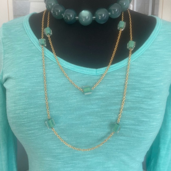 Layered necklace set with bubble bead, choker & gold tone chain aqua/emerald - Picture 6 of 7